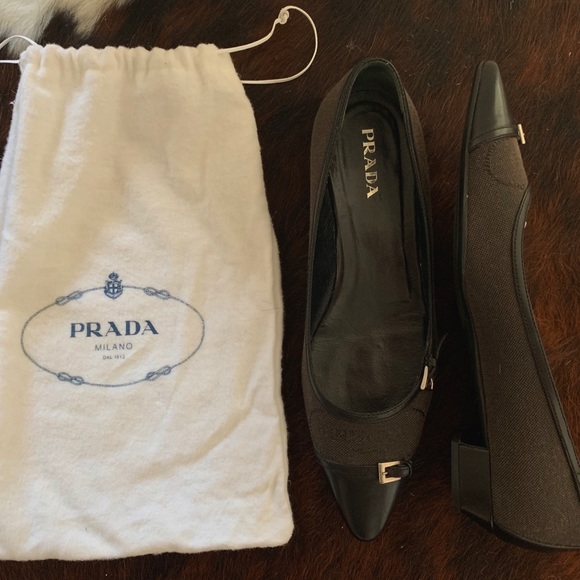 Prada flats - Picture 4 of 4